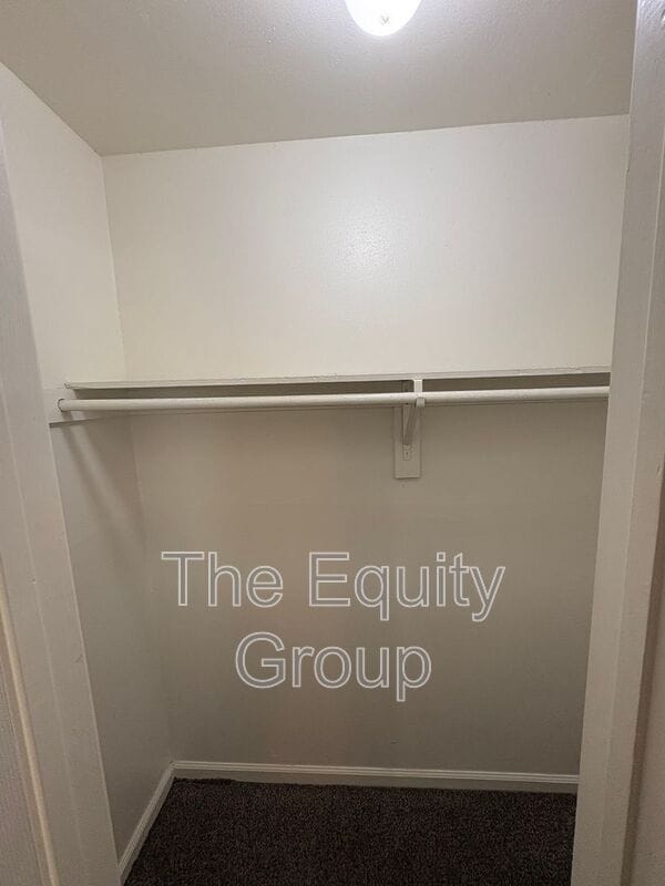 Foto del edificio - 812 S Burke St