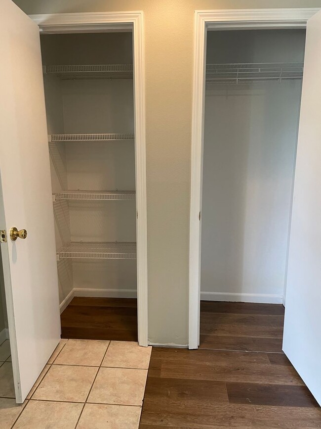 Building Photo - 3 Bed 2 Bath 2 Car Garage plus Bonus Room Available July 31, 2023