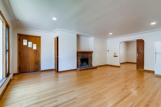 Foto del edificio - 623 S Grant Ave