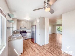 Building Photo - 4540 Maple Ave