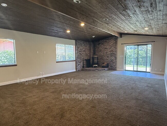 Foto del edificio - 309 Plum St