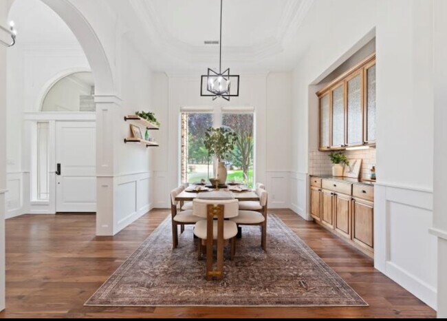 Foto del edificio - 103 S Alder Ln