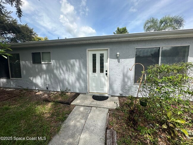 Building Photo - 1300 Ethel Cir NE