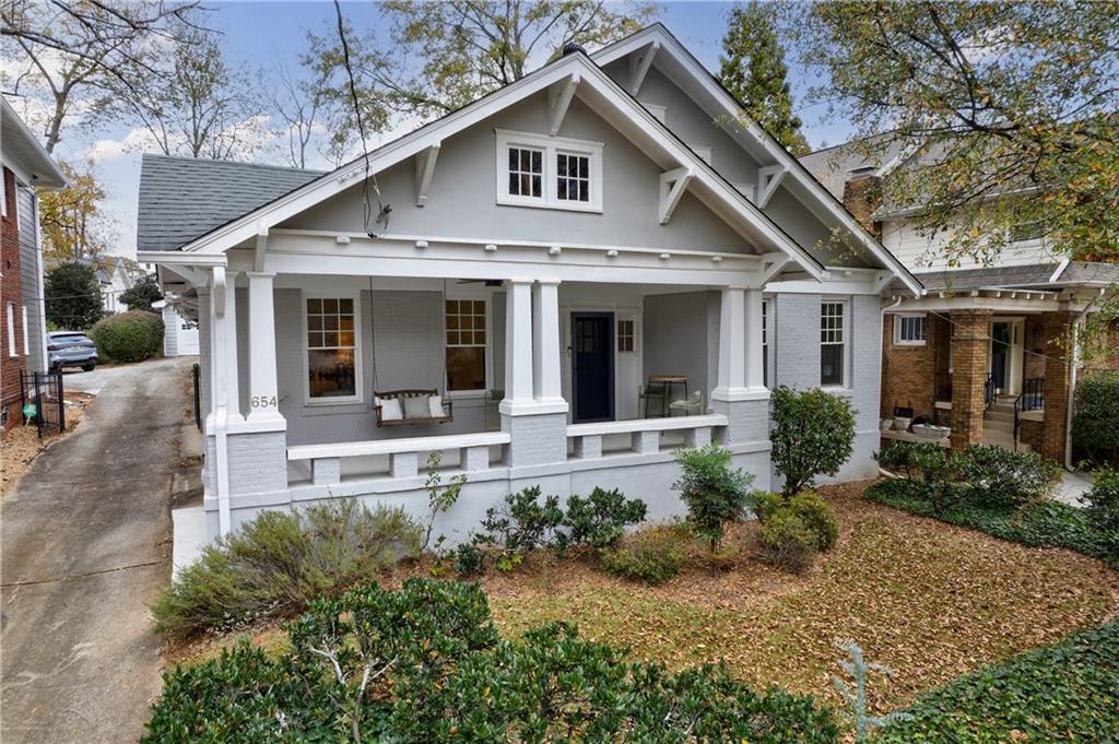 Foto principal - 654 Cresthill Ave NE