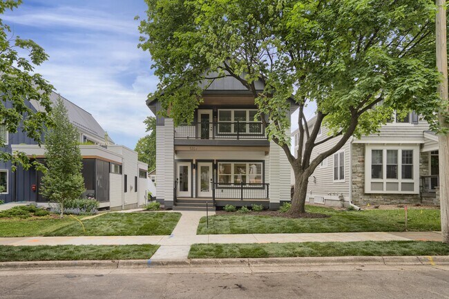 Building Photo - 5337 Drew Ave S