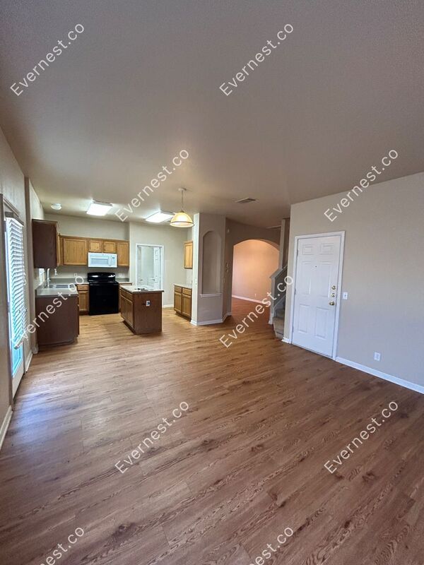 Foto del edificio - 4808 Virginia Dare Ln