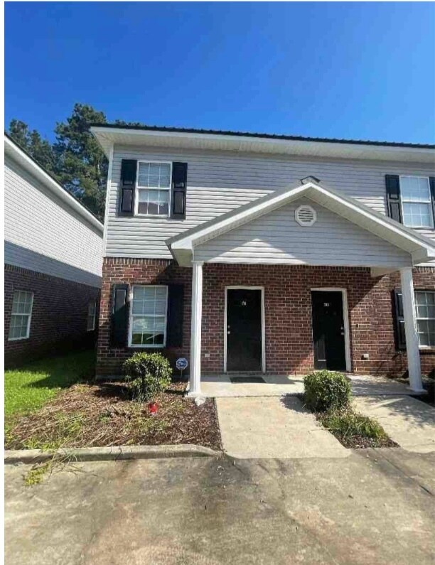 Foto del edificio - 14549 Honeysuckle St