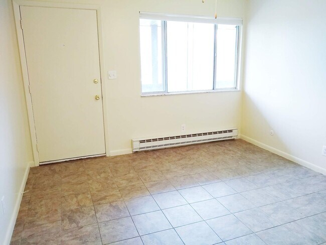 Foto del edificio - FAIRVIEW - AVAILABLE JULY 2024