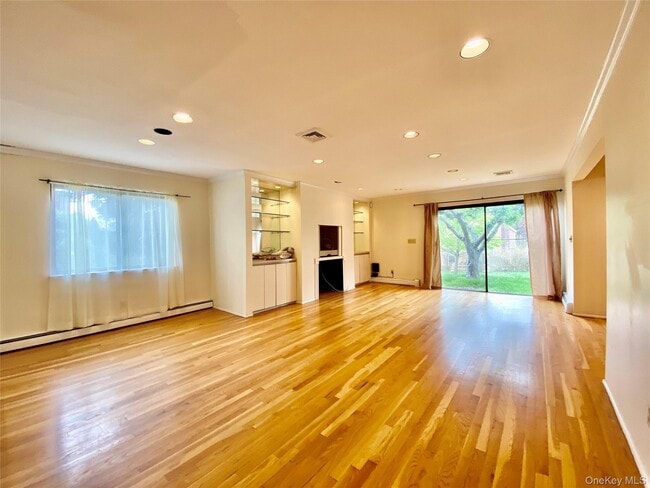 Foto del edificio - 75 Greenway Close