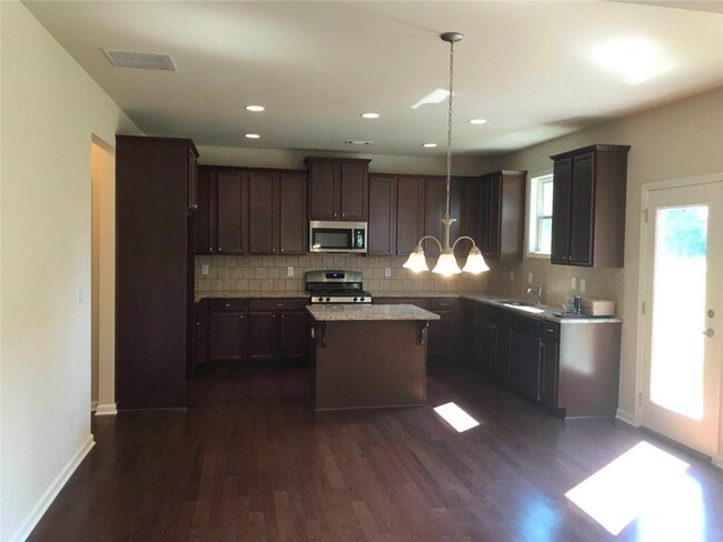 Foto del edificio - 2159 Lakeview Bend Way