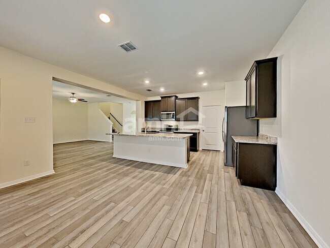 Building Photo - 7926 Cactus Plum Drive