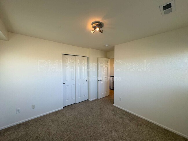 Foto del edificio - 12839 Mayfair Way
