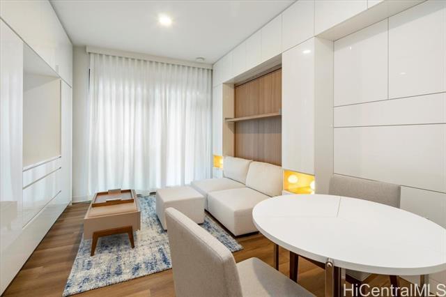 Foto del edificio - 987 Queen St