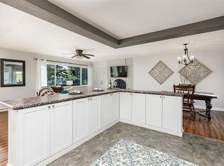 Foto del edificio - 3327 Rimrock Rd