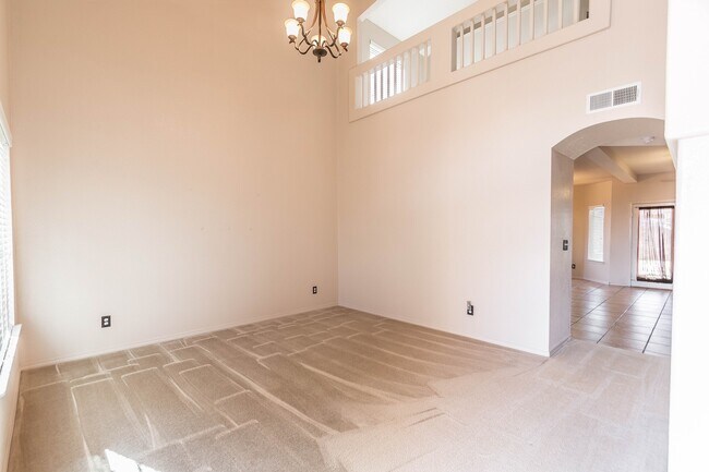 Foto del edificio - Gorgeous 4 bedroom 2.5 bath home in NorthEast El Paso!!