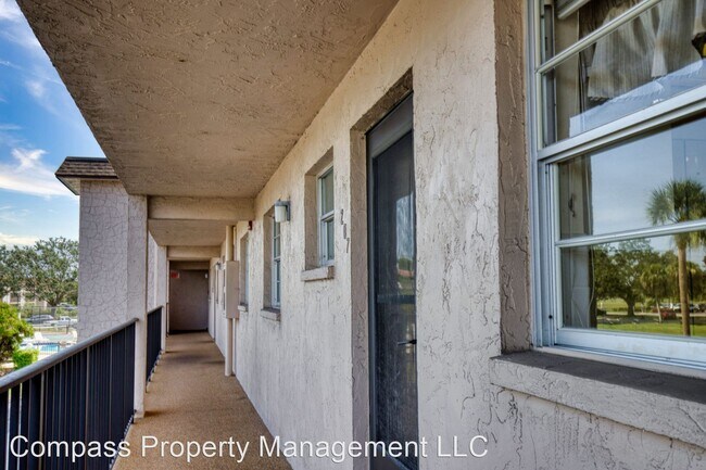 Building Photo - 2 br, 2 bath House - 102 Capri Isles Blvd ...