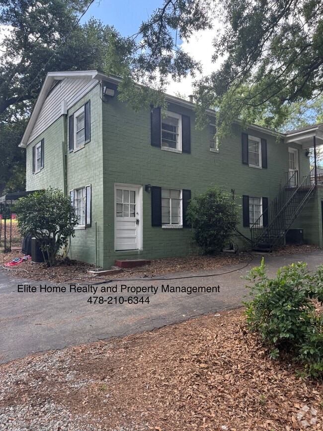 Building Photo - 290 Clisby Pl