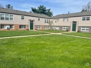 Building Photo - Premier Garden Apartments