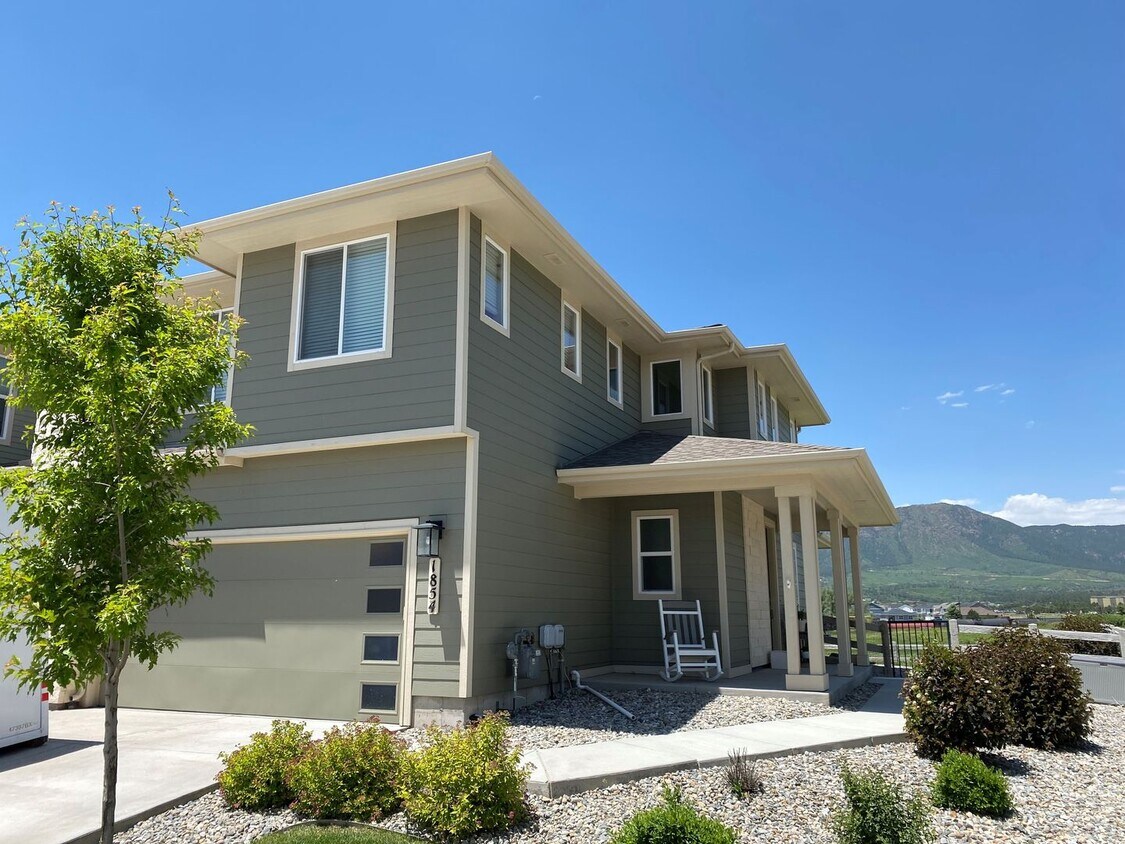Foto principal - Incredible Views from this 3 Bedroom, 2.5 ...