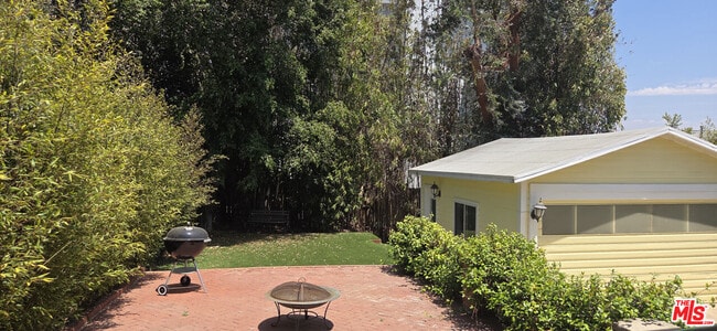 Foto del edificio - 1204 Hilldale Ave