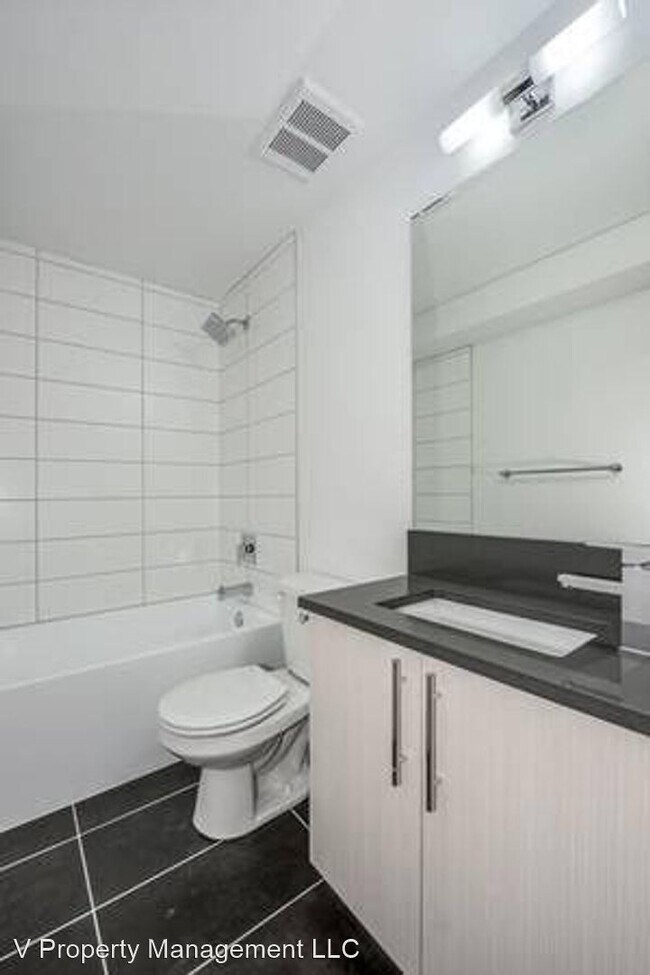 Foto del edificio - 1436 NW 62nd St