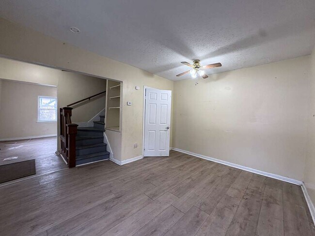 Foto del edificio - 220 Lenox St