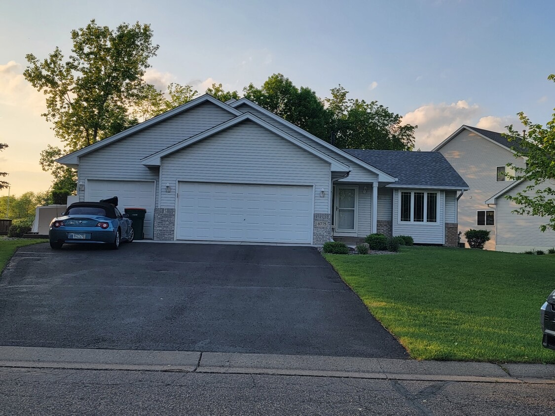 8775 Dunkirk Ct NE, Minneapolis, MN 55449 House for Rent in Minneapolis, MN