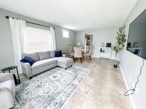 Building Photo - 13921 19th St