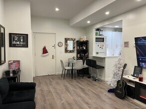 Building Photo - 1250 North Ave