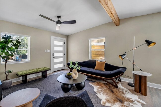 Foto del edificio - 1028 Calloway St