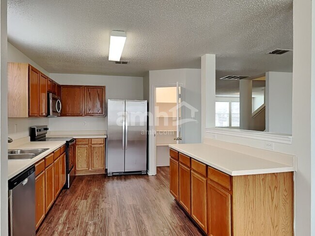 Building Photo - 3017 Dusty Ridge Dr