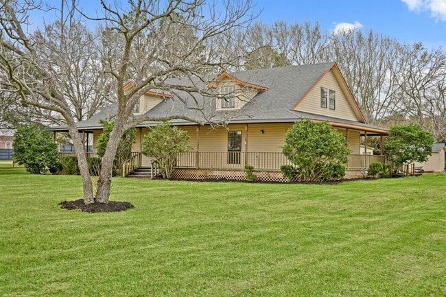 Building Photo - 6903 Lewis Ln