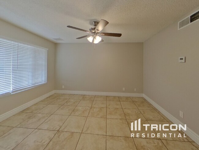 Foto del edificio - 9833 N 47th Drive Glendale AZ