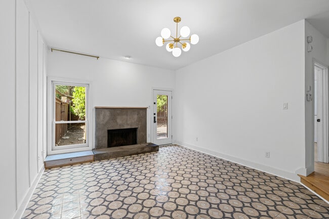 Building Photo - 5616 Preston Oaks Rd