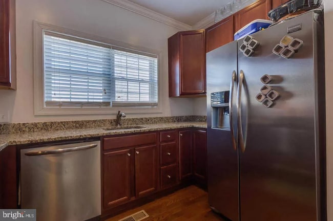 Building Photo - 4950 Fitch Pl NE