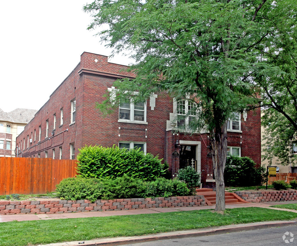 Primary Photo - Dresden Apartments