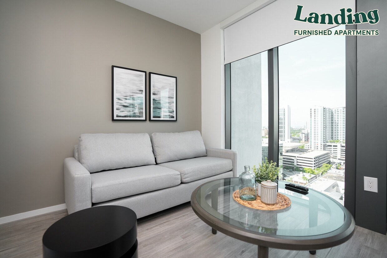 Fort Lauderdale, 
                        , –