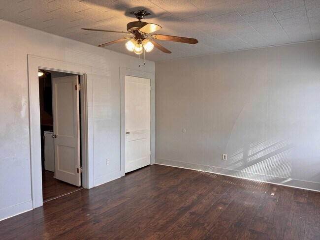 Foto del edificio - 1818 Collins Ave