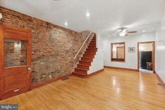 Building Photo - 890 N Judson St