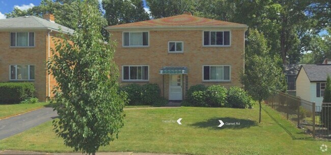 Building Photo - 23 Garnet Rd