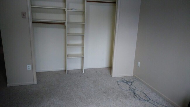 Foto del edificio - 5586 Lapeer Rd