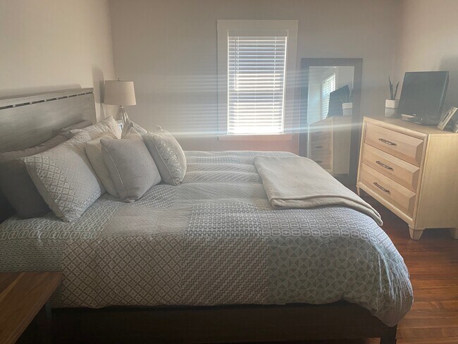 First bedroom - 228 River St