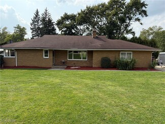 Building Photo - 9060 State Rd