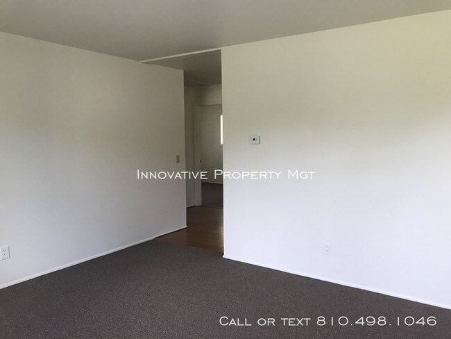Building Photo - One story 2 bedroom duplex in Clio.