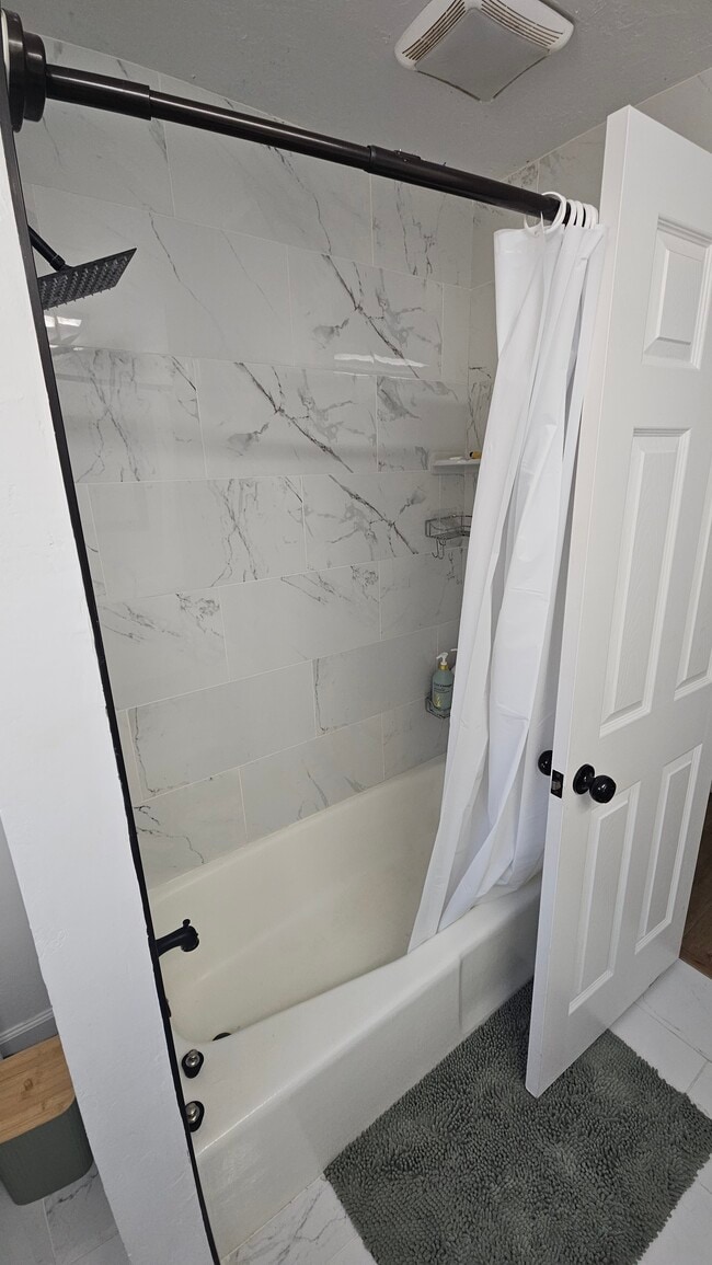 Foto del edificio - 3545 W Monte Vista Ct