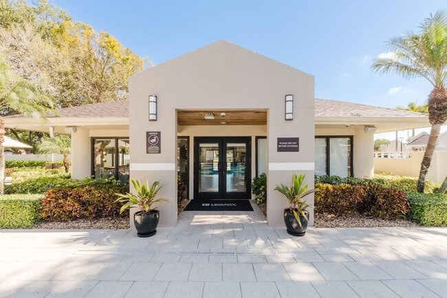 Foto del edificio - Legacy Palm Gardens