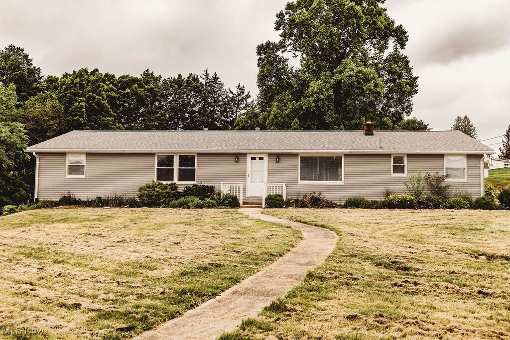 Primary Photo - 1330 James Cir