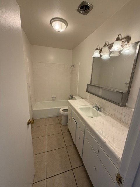 Building Photo - 3044 N Fruit Ave