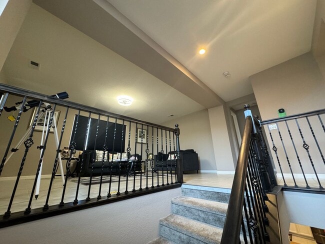 Building Photo - 5 bed / 4 bath New Build - Coming Soon!
