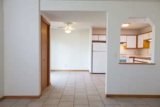 Building Photo - 1434 Glenridge Dr